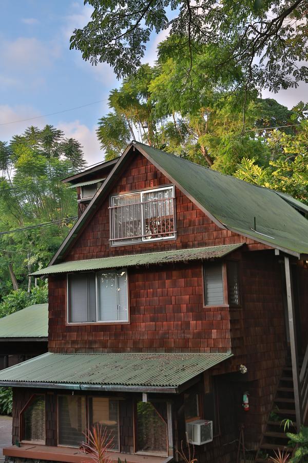Hale Maluhia Country Inn Kailua-Kona Exterior photo