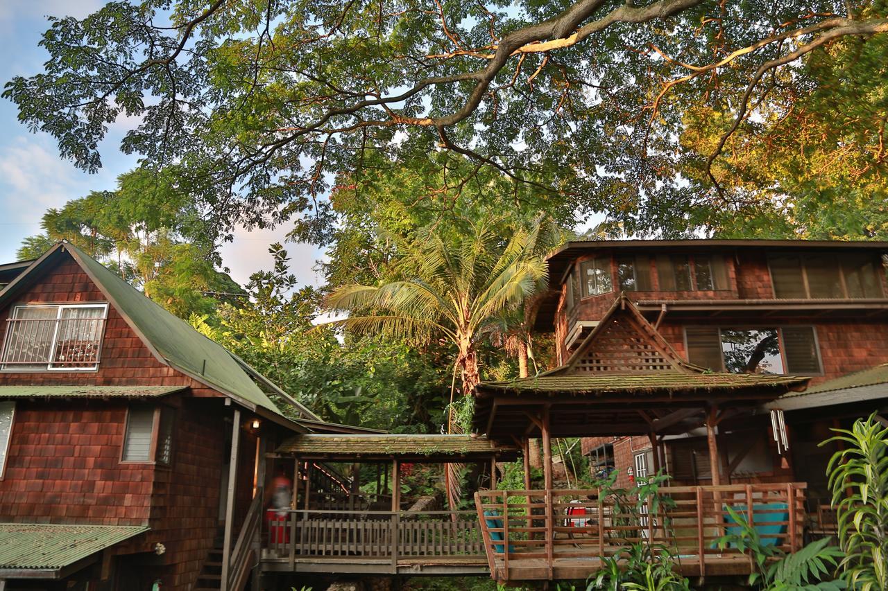 Hale Maluhia Country Inn Kailua-Kona Exterior photo